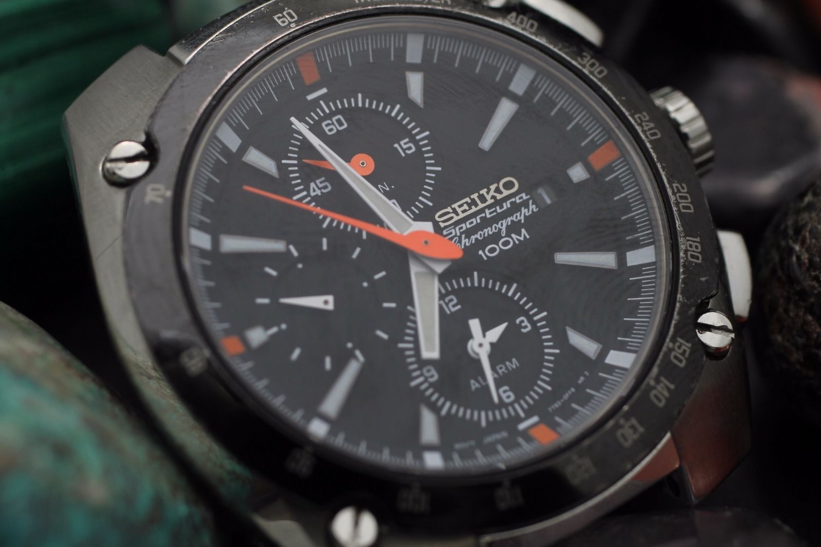 seiko sportura chronograph 100m price