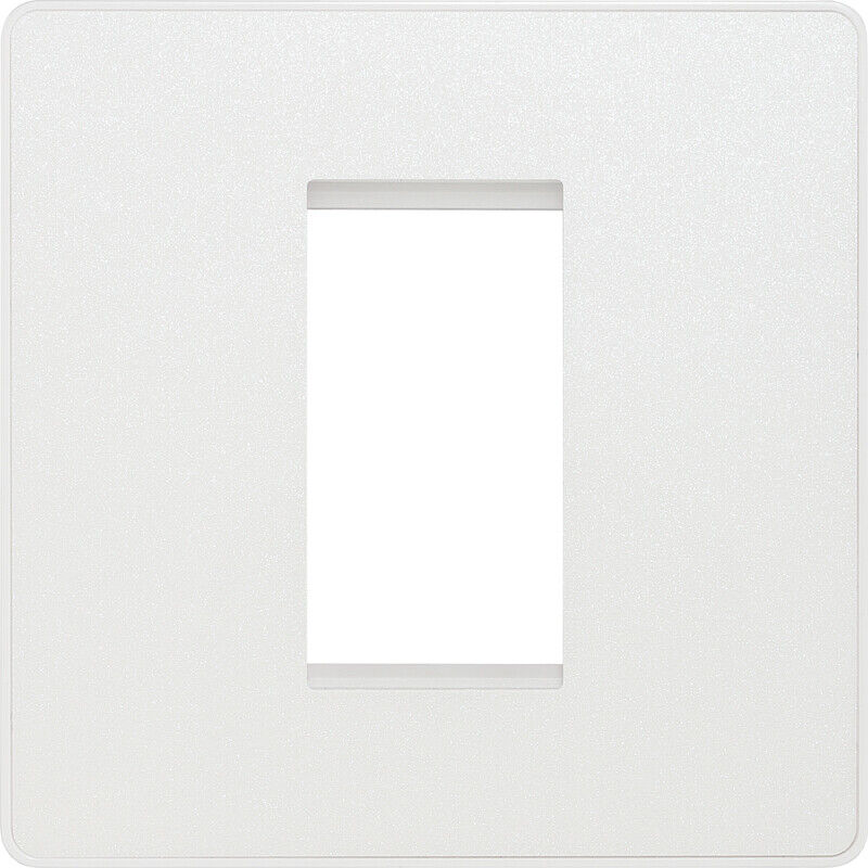 Interruptores y enchufes BG Evolve blanco nacarado sin tornillos gama completa - Imagen 38 de 50
