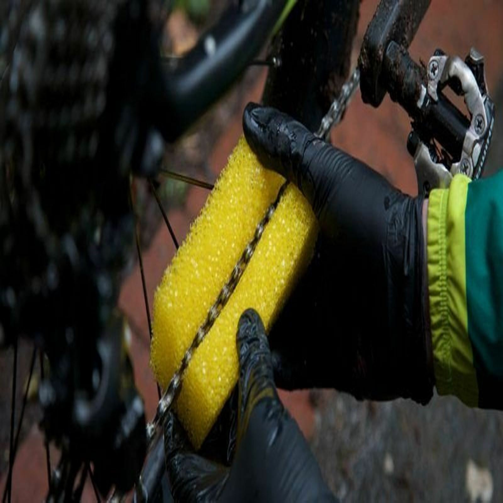 Fenwicks Bike Chain Cleaning Sponge MTB, Bicycle, Cycle Cleaner eBay